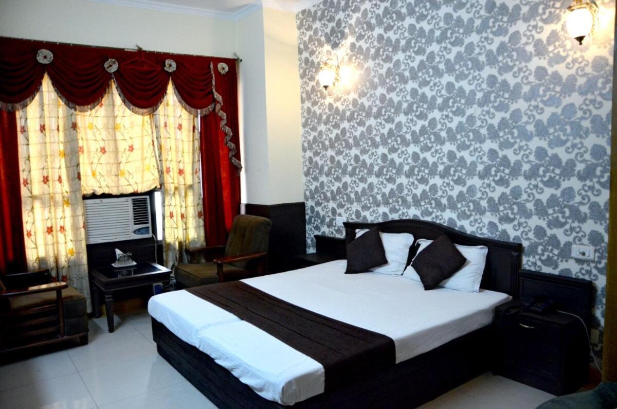Hotel City Paradise Chandigarh Exterior photo